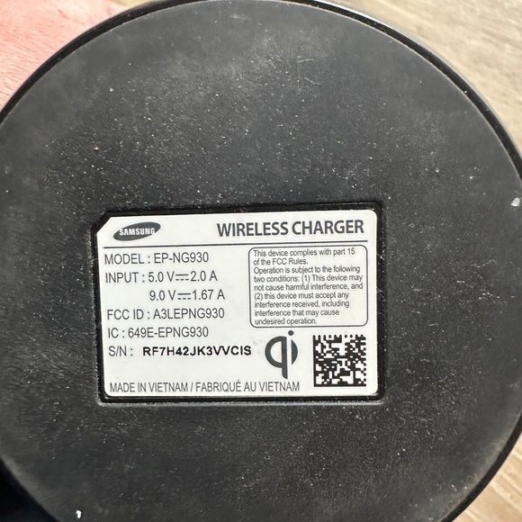 Samsung fast charging wireless charging stand - Picture 4 of 4